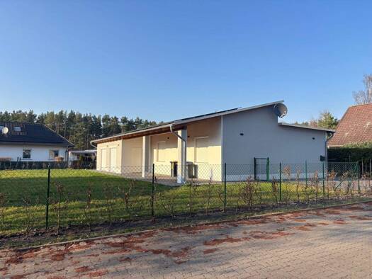 Haus zum Kauf provisionsfrei 469.000 € 4,5 Zimmer 722 m² Grundstück Am Erlengrund Pulspforde Zerbst/Anhalt 39264