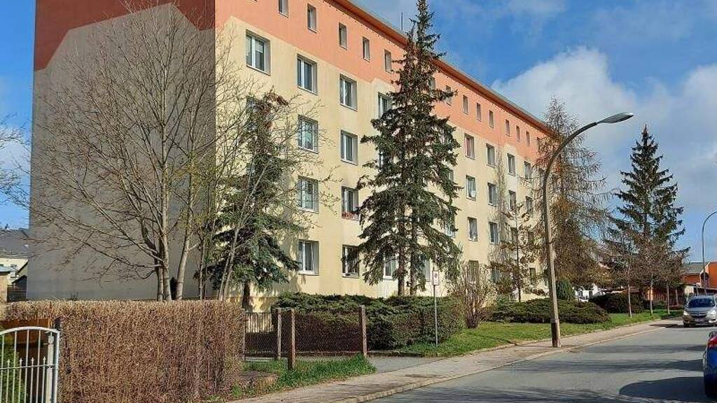 Wohnung zur Miete 347 € 3 Zimmer 57,7 m² 3. Geschoss frei ab 01.05.2026 Meistersweg 6 Zeulenroda Zeulenroda-Triebes 07937