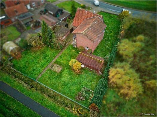 Einfamilienhaus zum Kauf 369.000 € 5 Zimmer 155 m² 1.140 m² Grundstück Specken Bad Zwischenahn / Specken 26160