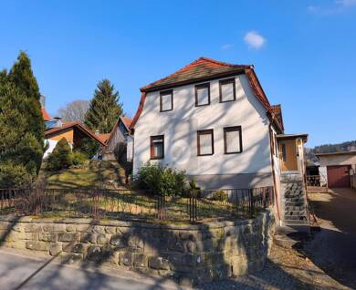 Einfamilienhaus zum Kauf 99.999 € 10 Zimmer 130 m² 916 m² Grundstück Erlau Schleusingen 98553