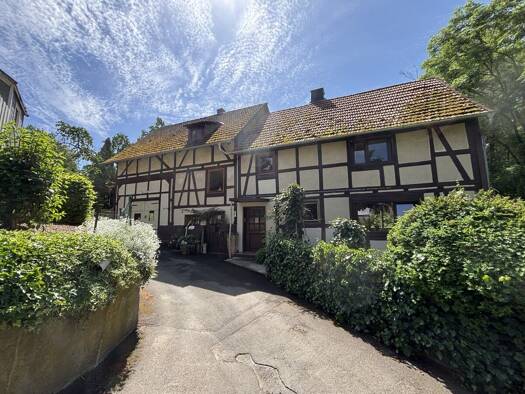 Einfamilienhaus zum Kauf 195.000 € 6 Zimmer 162 m² 590 m² Grundstück Hertingshausen Baunatal 34225