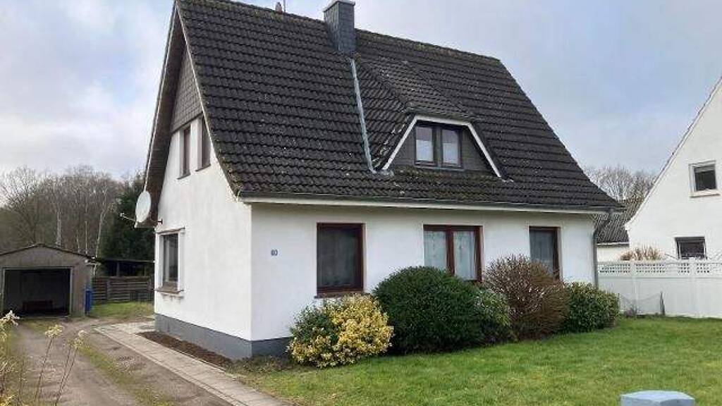 Wohnung zur Miete 545 € 3,5 Zimmer 77,8 m² 1. Geschoss frei ab 01.05.2026 Königsberger Straße 33 Stubben Beverstedt 27616