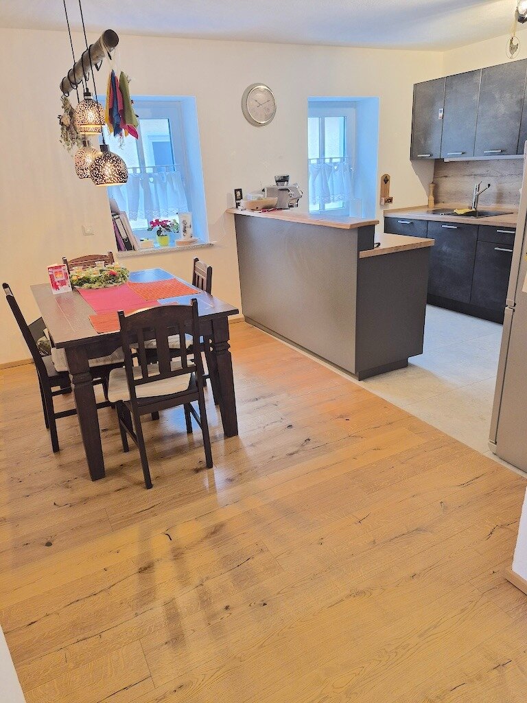 Wohnung zur Miete 935 € 3 Zimmer 85 m²<br/>Wohnfläche 1.<br/>Geschoss 01.02.2025<br/>Verfügbarkeit Au Au in der Hallertau 84072