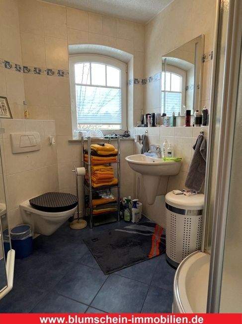 Immobilie in Kirchheilingen - *Hervorragendes Einfamilienhaus mit riesigem Gartengrundstück und Doppelgarage* - Bild 3