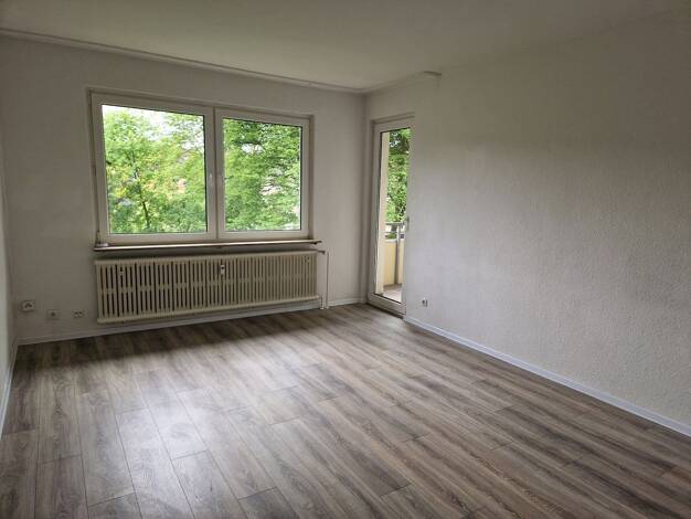 Wohnung zur Miete 370 € 2 Zimmer 57 m² 2. Geschoss Neustraße 15 Untermeiderich Duisburg 47137
