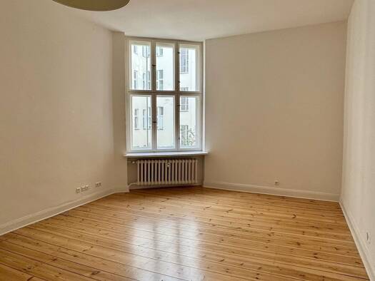 Wohnung zur Miete 1.350 € 1 Zimmer 70 m² Geschoss 1/4 frei ab 01.01.2026 Charlottenburg Berlin 14057