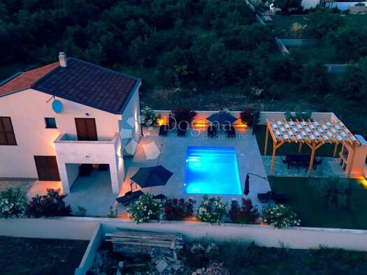 Einfamilienhaus zum Kauf 550.000 € 8 Zimmer 146 m² Murvica, Poličnik Poličnik 23241