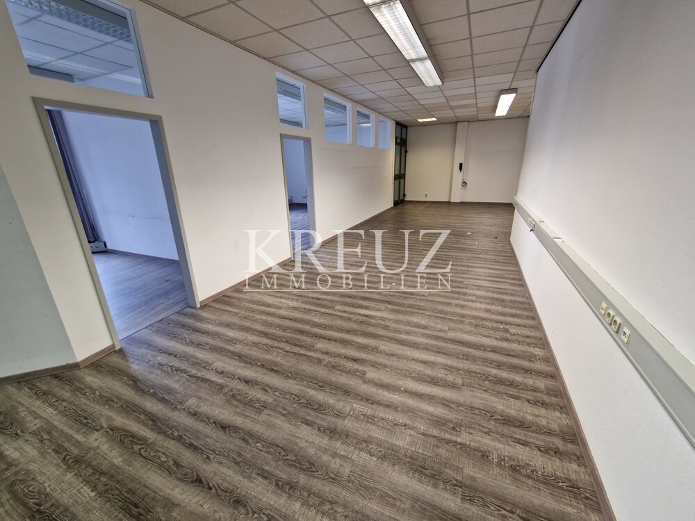 Bürofläche zur Miete 10 € 200 m²<br/>Bürofläche Innenstadt Rüsselsheim 65428