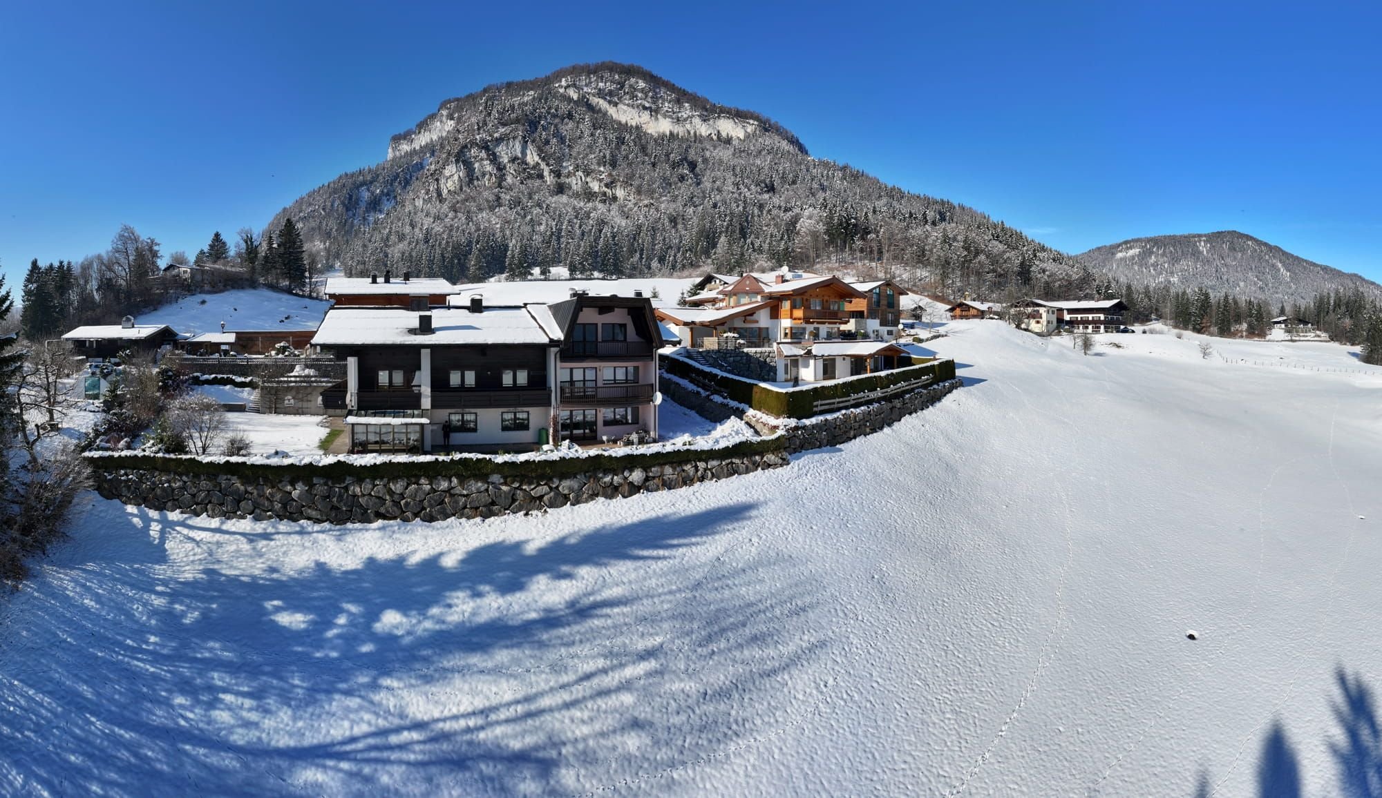 Haus zum Kauf 13 Zimmer 660 m²<br/>Wohnfläche 1.148 m²<br/>Grundstück St. Johann in Tirol 6380