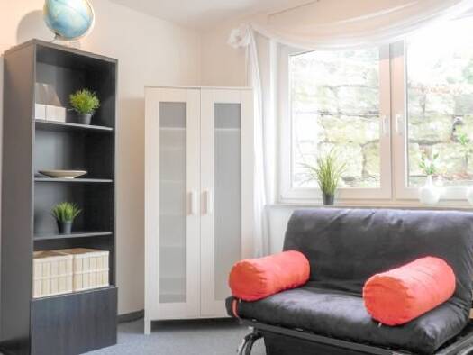 Wohnung zur Miete Wohnen auf Zeit 900 € 2 Zimmer 30 m² frei ab sofort Calwer Straße Ditzingen 71254