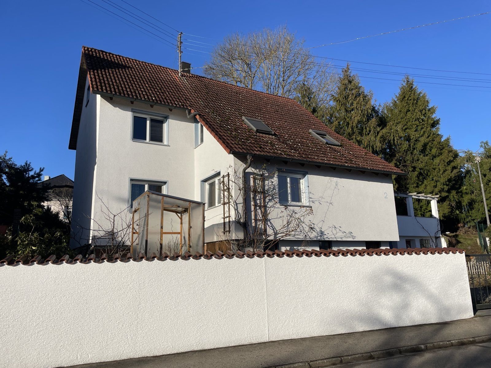 Einfamilienhaus zum Kauf 349.000 € 5 Zimmer 123 m²<br/>Wohnfläche 406 m²<br/>Grundstück Holzschwang Neu-Ulm 89233