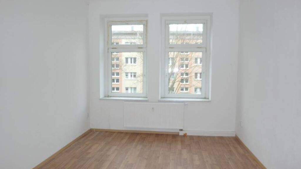 Wohnung zur Miete 284 € 2 Zimmer 52,4 m² 1. Geschoss Franz-Mehring-Straße 1 Altriesa Riesa 01589