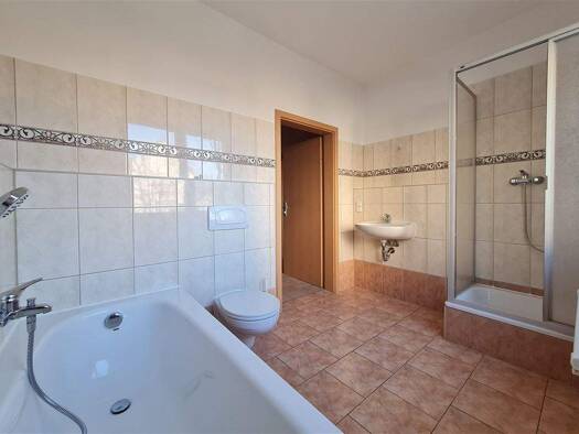 Wohnung zur Miete 530 € 4 Zimmer 96,3 m² EG frei ab 01.04.2026 Dürerstraße 50 Gablenz Chemnitz 09126