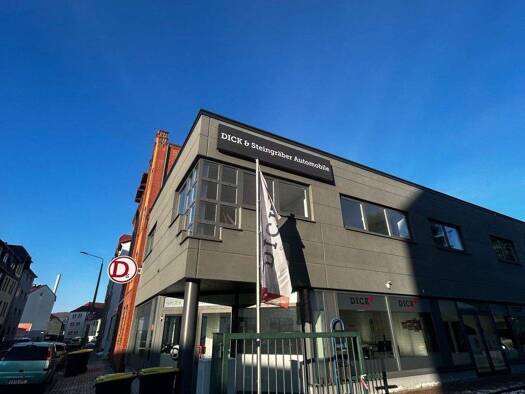 Wohnung zur Miete 729 € 3 Zimmer 89,8 m² frei ab sofort Weimarische Straße 11 Eisenach 99817