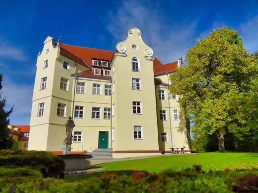 Wohnung zum Kauf 275.000 € 2 Zimmer 113 m² 4. Geschoss Schloßstraße 6 Erolzheim 88453