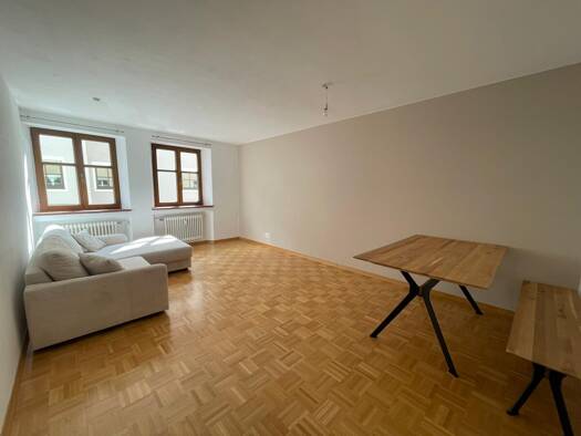 Wohnung zur Miete 550 € 2 Zimmer 50,2 m² 1. Geschoss Altstadt Landshut 84028