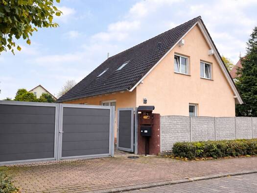 Einfamilienhaus zum Kauf 330.000 € 5 Zimmer 180 m² 1.638 m² Grundstück Mühlbeck 06774