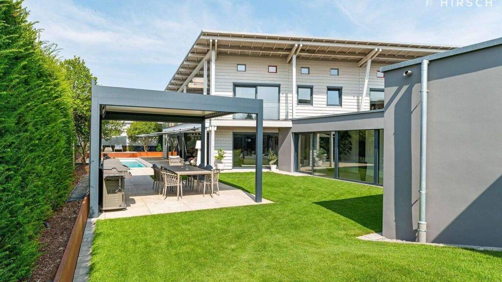 Haus zum Kauf 9 Zimmer 580 m² 1.150 m² Grundstück Entringen Ammerbuch 72119