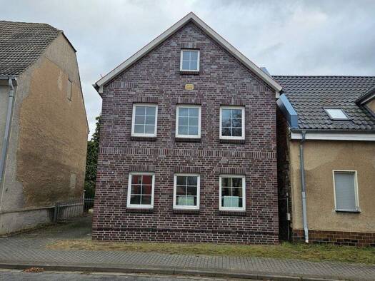 Mehrfamilienhaus zum Kauf 260.000 € 4 Zimmer 184 m² 2.650 m² Grundstück frei ab sofort Brottewitz Mühlberg/Elbe 04895