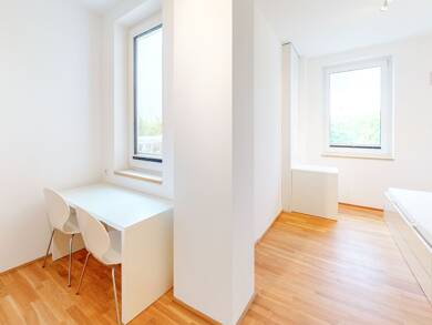 Wohnung zur Miete 580 € 1 Zimmer 18 m² 4. Geschoss Hahnstraße 72 Niederrad Frankfurt am Main 60528