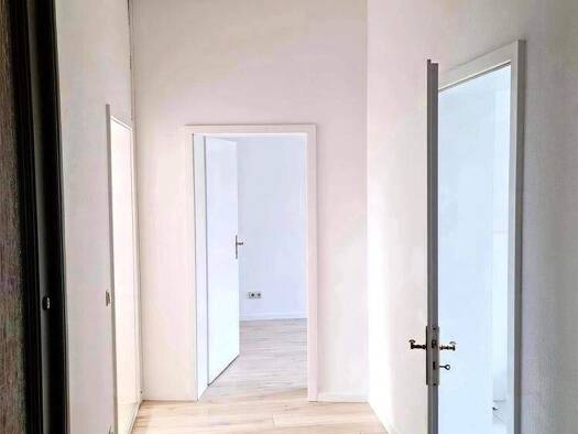 Wohnung zum Kauf 65.600 € 2 Zimmer 60 m² Altchemnitz Chemnitz 09120