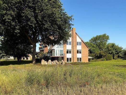Einfamilienhaus zum Kauf 1.850.000 € 16 Zimmer 377 m² 2.292 m² Grundstück frei ab sofort Strande Strande 24229