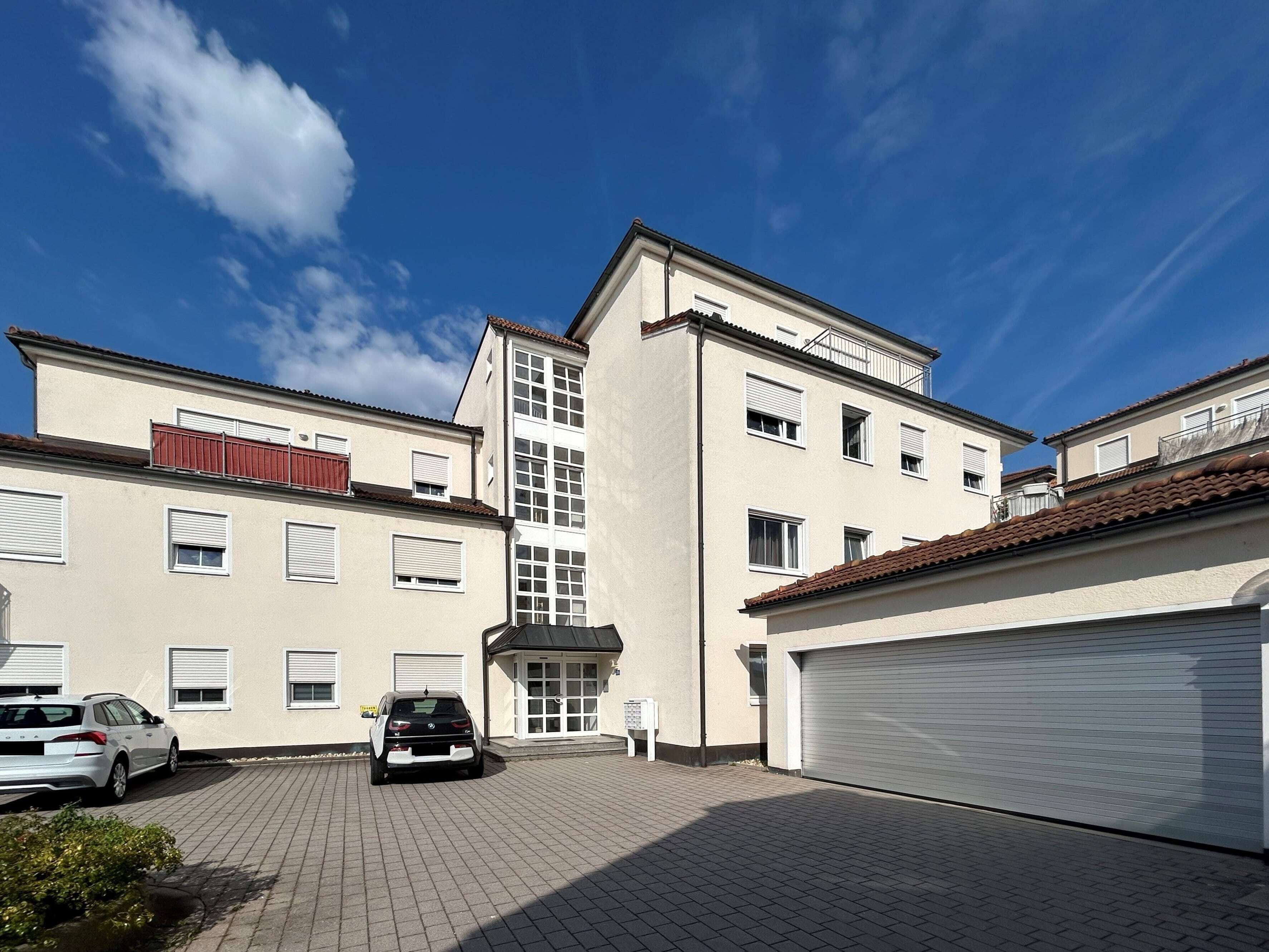 Wohnung zum Kauf 170.000 € 2 Zimmer 54 m²<br/>Wohnfläche Planungsbezirk 116 Straubing 94315