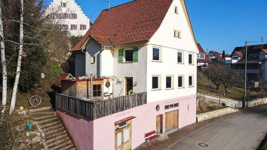 Einfamilienhaus zum Kauf 268.000 € 5,5 Zimmer 160,2 m² 305 m² Grundstück Bingen 72511