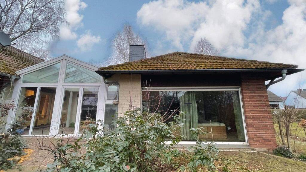 Bungalow zum Kauf 9 Zimmer 180 m² 1.126 m² Grundstück Rhüden Seesen 38723