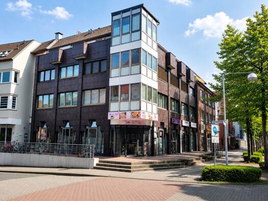Haus zum Kauf 375.000 € 7 Zimmer Buxtehude Buxtehude 21614