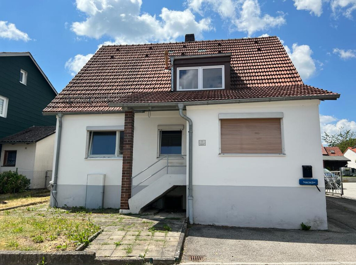 Einfamilienhaus zum Kauf 144.000 € 5 Zimmer 115 m²<br/>Wohnfläche 455 m²<br/>Grundstück Tann Tann 84367