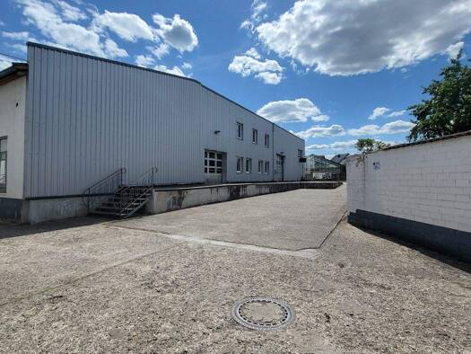 Halle/Industriefläche zur Miete 4 € 875 m² Lagerfläche teilbar von 350 m² bis 400 m² Hauptstraße 83 Rheinbreitbach Rheinbreitbach 53619