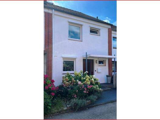 Reihenmittelhaus zum Kauf 370.000 € 5 Zimmer 127 m² 215 m² Grundstück Vorstadt Kiel / Mettenhof 24109