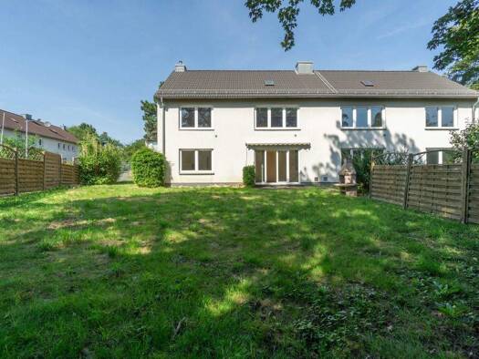 Doppelhaushälfte zum Kauf 400.000 € 5 Zimmer 123,3 m² 402 m² Grundstück Lohausen Düsseldorf 40474