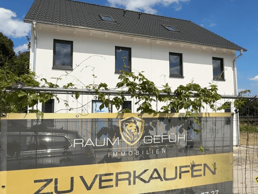 Doppelhaushälfte zum Kauf - Erstbezug 493.000 € 5 Zimmer 123 m² 488 m² Grundstück frei ab sofort Erdmannshain Naunhof 04683