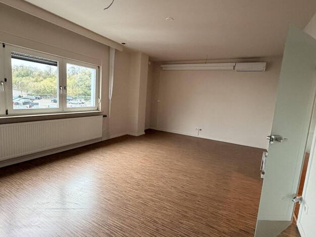 Bürofläche zur Miete provisionsfrei 880 € 110 m² Bürofläche Austraße 17 Öhringen 74613