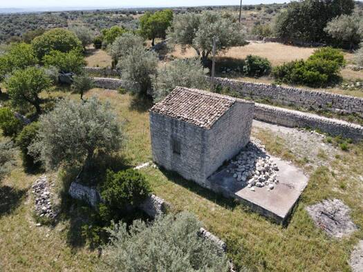 Mehrfamilienhaus zum Kauf provisionsfrei 97.000 € 1 Zimmer 84 m² 11.600 m² Grundstück frei ab sofort Modica 97015