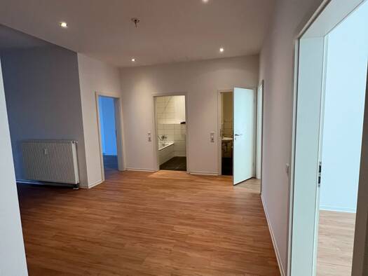 Wohnung zur Miete 595 € 1 Zimmer 35 m² 1. Geschoss Ostlandstraße 42A Weiden Köln 50858