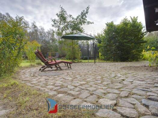 Einfamilienhaus zum Kauf 8 Zimmer 400 m² 37.669 m² Grundstück Gothen Heringsdorf 17424