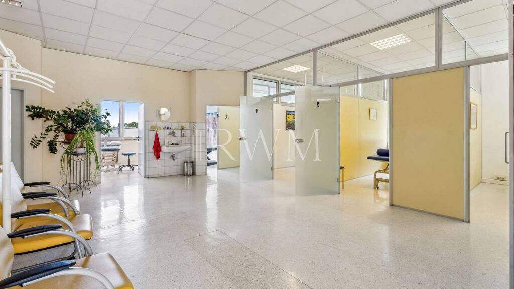 Bürofläche zur Miete 1.100 € 189,3 m² Bürofläche Biberach Biberach an der Riß 88400