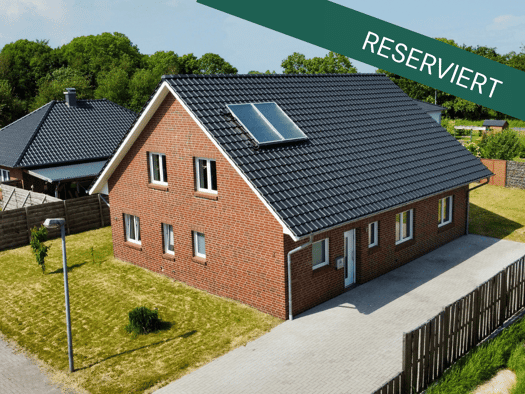 Einfamilienhaus zum Kauf 325.000 € 6 Zimmer 170 m² 682 m² Grundstück Ginsterweg 3 Schweiburg Jade 26349