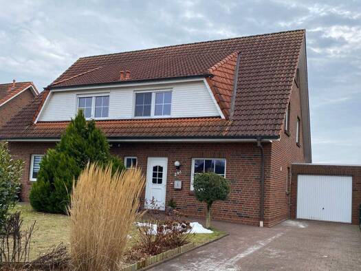 Doppelhaushälfte zur Miete 1.200 € 5 Zimmer 121 m² 309 m² Grundstück frei ab 01.05.2026 Düsternort Delmenhorst 27755