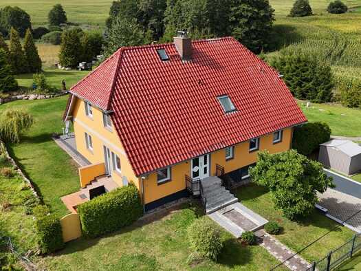 Einfamilienhaus zum Kauf 529.000 € 7 Zimmer 220 m² 2.235 m² Grundstück Kniepow Garz/Rügen 18574