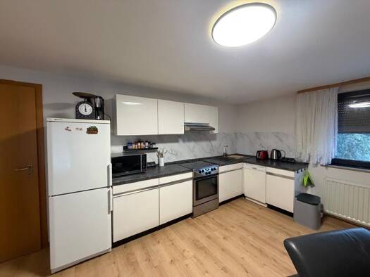 WG-Zimmer zur Miete 350 € 2 Zimmer 40 m² Geschoss EG/2 frei ab sofort Holzhausen Immenhausen 34376