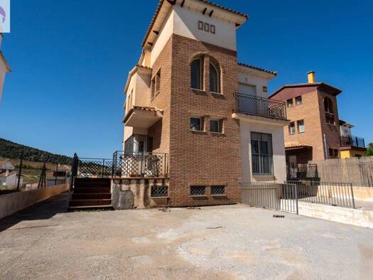 Villa zum Kauf 280.000 € 4 Zimmer 226 m² 557 m² Grundstück Dílar 18152
