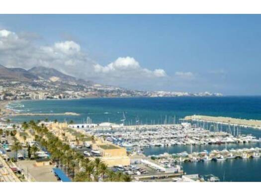 Wohnung zum Kauf 469.000 € 2 Zimmer 112 m² 2. Geschoss Martínez Catena 0 Fuengirola 29640