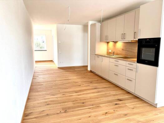 Wohnung zur Miete - Erstbezug 920 € 2 Zimmer 76,5 m² 1. Geschoss Tiefenbach 94113