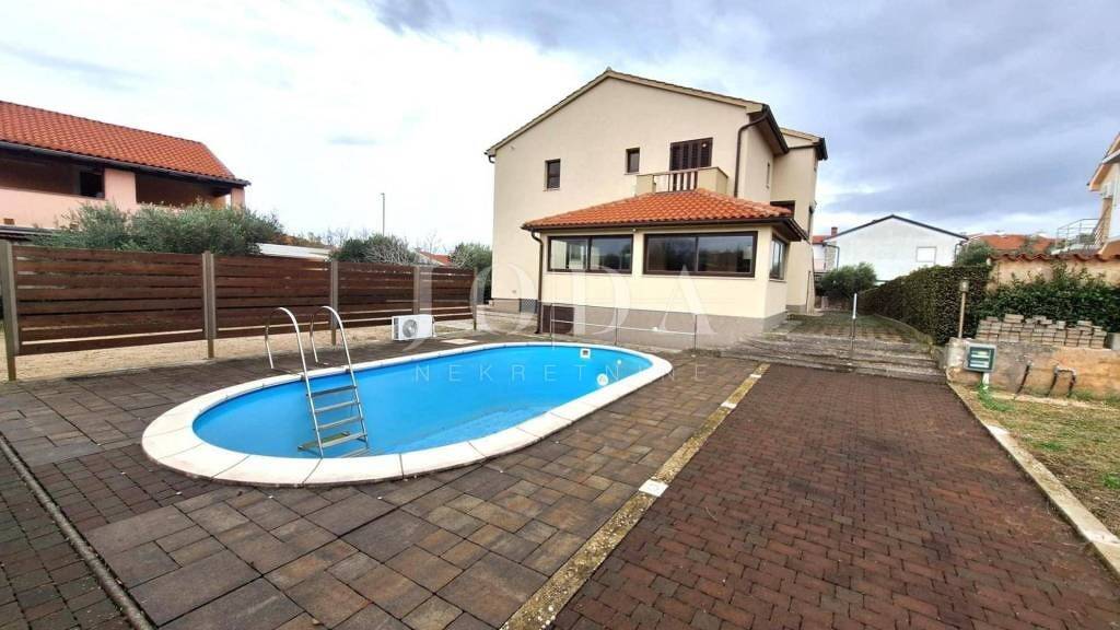 Haus zum Kauf 985.000 € 10 Zimmer 399 m² Centar