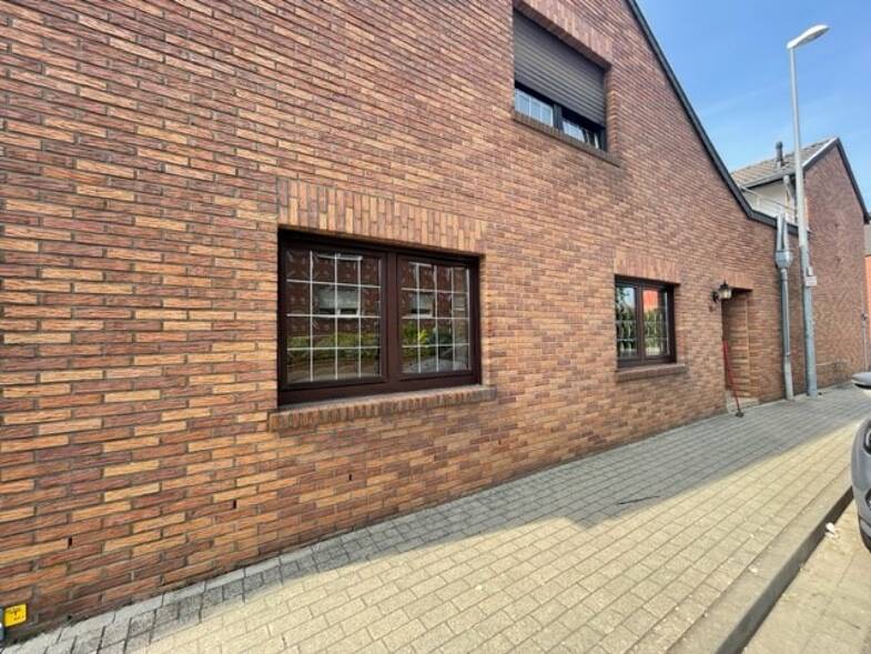 Haus zum Kauf 328.000 € 8 Zimmer 199 m² 3.626 m² Grundstück frei ab sofort Erkelenz Erkelenz 41812