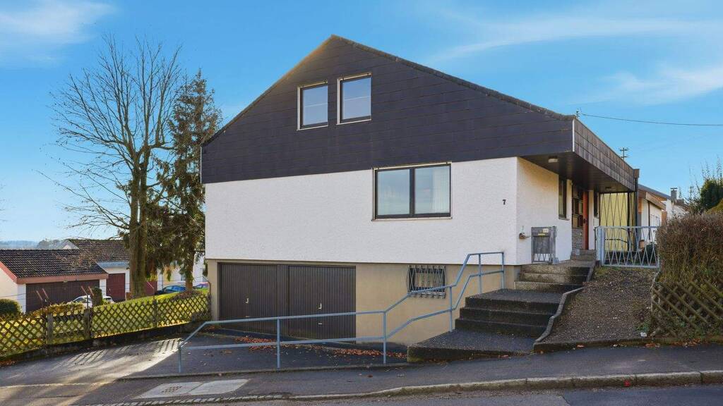 Einfamilienhaus zum Kauf 399.900 € 7,5 Zimmer 181,3 m² 579 m² Grundstück Erbach 89155